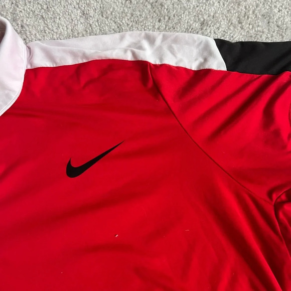 Nike Dri-fit collared shirt - Picture 2 of 3